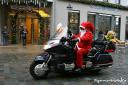 Wen wundert es schon, dass man am Nikolotag auch einen Nikolaus sieht. Aber auf einem Motorrad? :-)