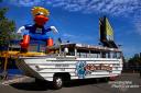 Eine überdimensionale Ente lockt die Besucher zur Ride the Ducks of Seattle Tour.