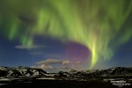 Tanzende Polarlichter am nächtlichen Himmel während unserer März-Tour nach Island