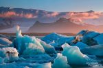 Jökulsarlon Gletscherlagune kurz vor Sonnenuntergang im Hochsommer