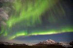 Bei Höfn im Südwesten Islands fielen die Polarlichter-Vorhänge so schnell vom Zenit, das konnte man kaum mehr mit Bildern festhalten.
