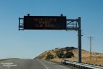 Solche Schilder überall auf den Autobahnen viele Tage vor der Sonnenfinsternis können einen schon ordentlich beunruhigen...