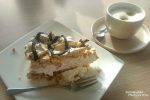 Aber noch viel besser ist der Meringue Cake, der vereinzelt in Kaffeehäusern serviert wird. Einfach GÖTTLICH, aber nicht ganz billig (7-10€)! Der Kaffee ist übrigens noch nicht inbegriffen! ;-)
