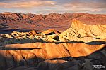 Blick vom Zabriskie Point hinunter ins Death Valley